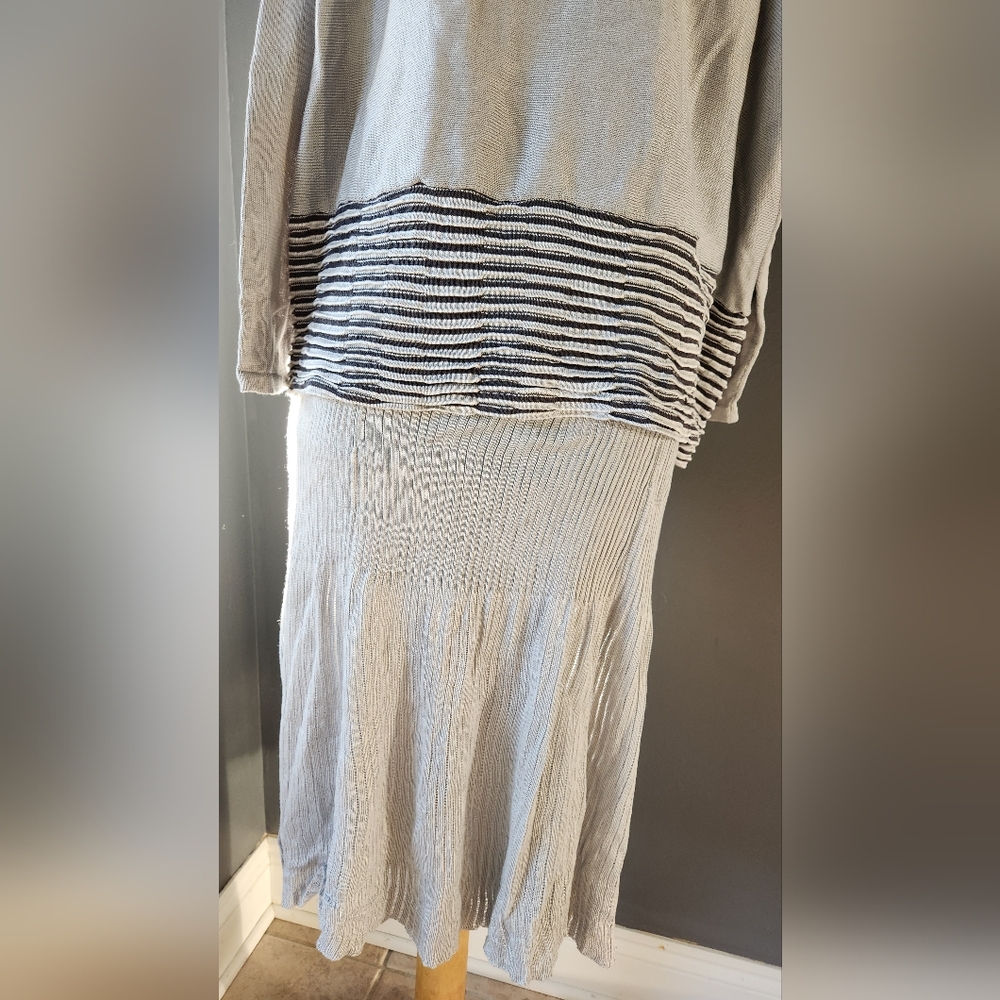 Matthildur 2pc Grey Sweater Skirt/Cardigan Set Size S-top M-Skirt - Picture 2 of 9